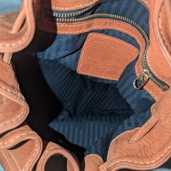 Vintage Coach Sonoma style drawstring bucket backpack. 4938 - Picture 9 of 12